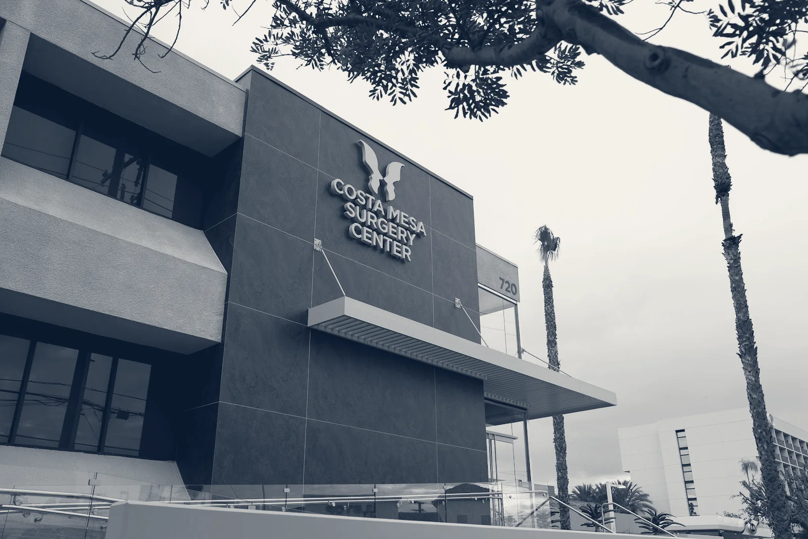Wave Plastic Surgery & Aesthetic Laser Center Costa Mesa — Costa Mesa, California