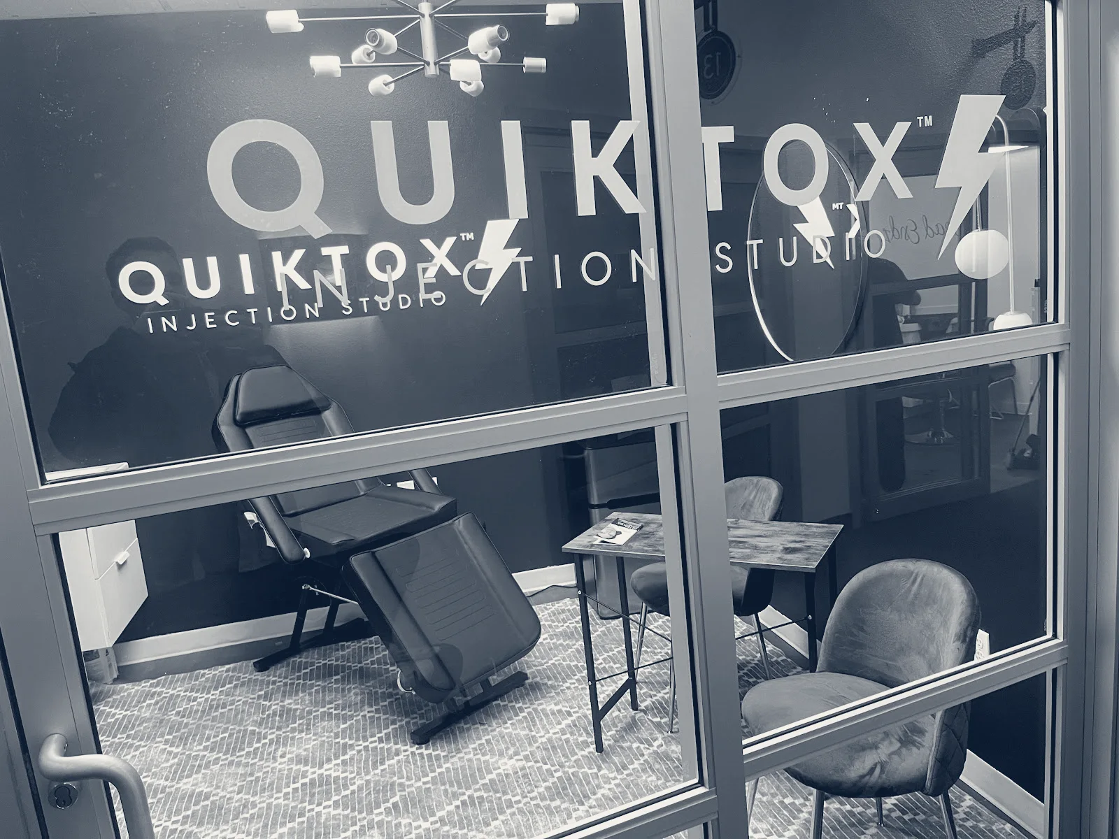QUIKTOX™ | Botox Same Day Appointments - SMS / Text To Book — Costa Mesa, California