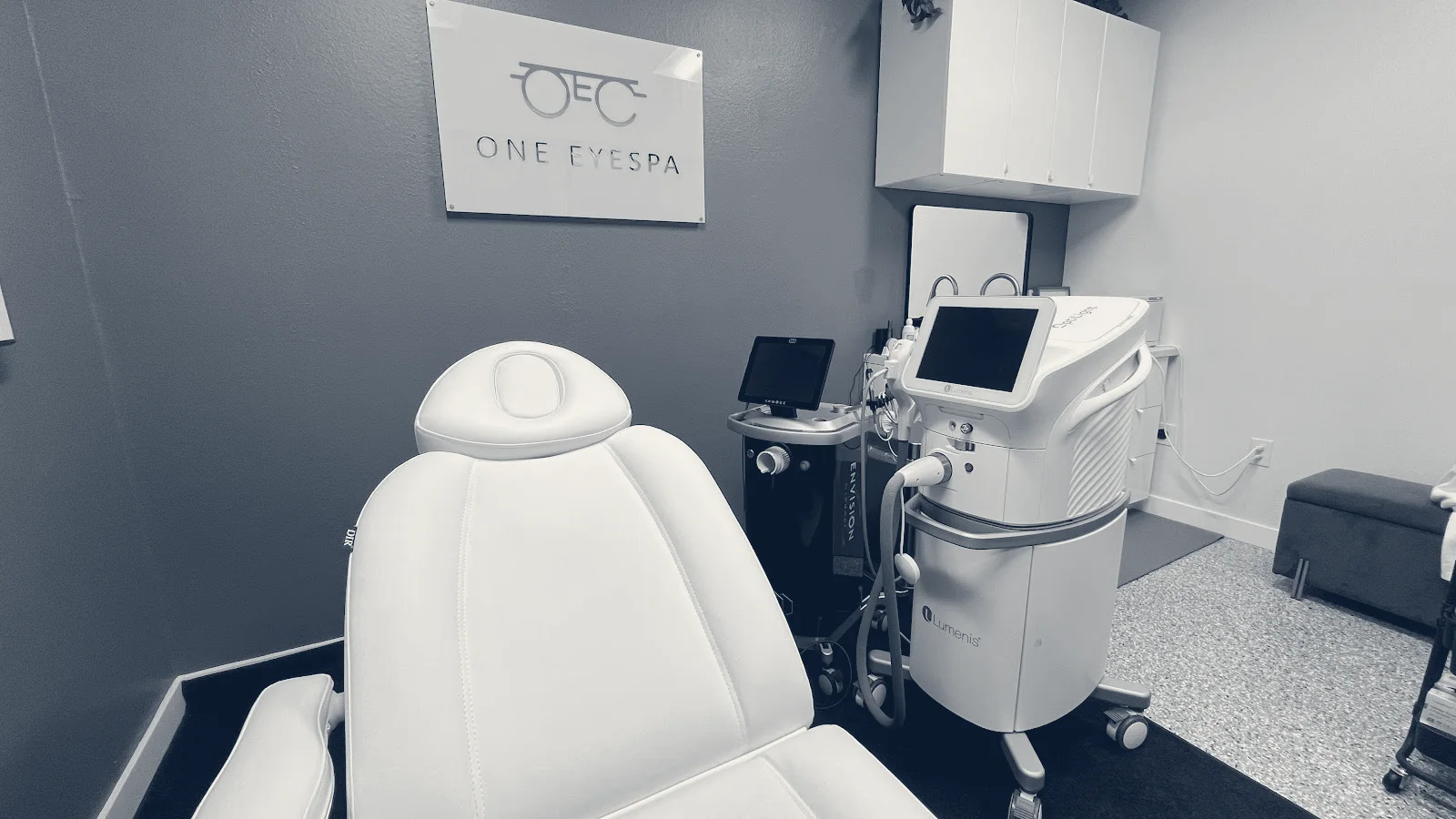 One EyeCare — Costa Mesa, California