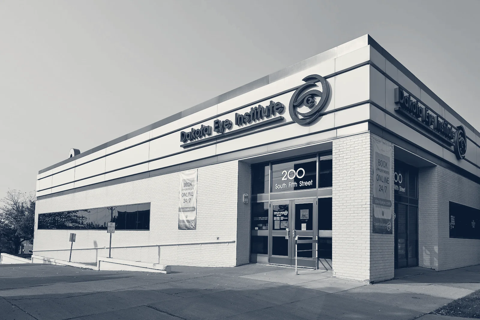 Dakota Eye Institute - South Clinic — Bismarck, North Dakota