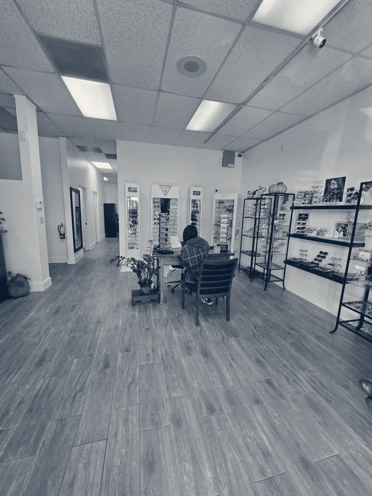 Optica Damian Optometry — Santa Ana, California