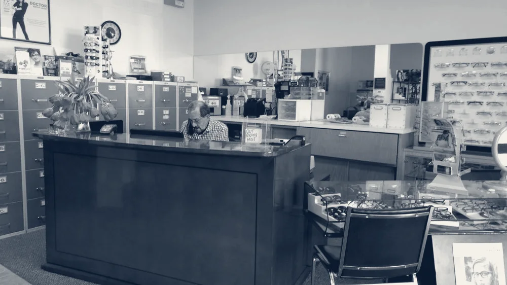 Optica Damian Optometry — Santa Ana, California