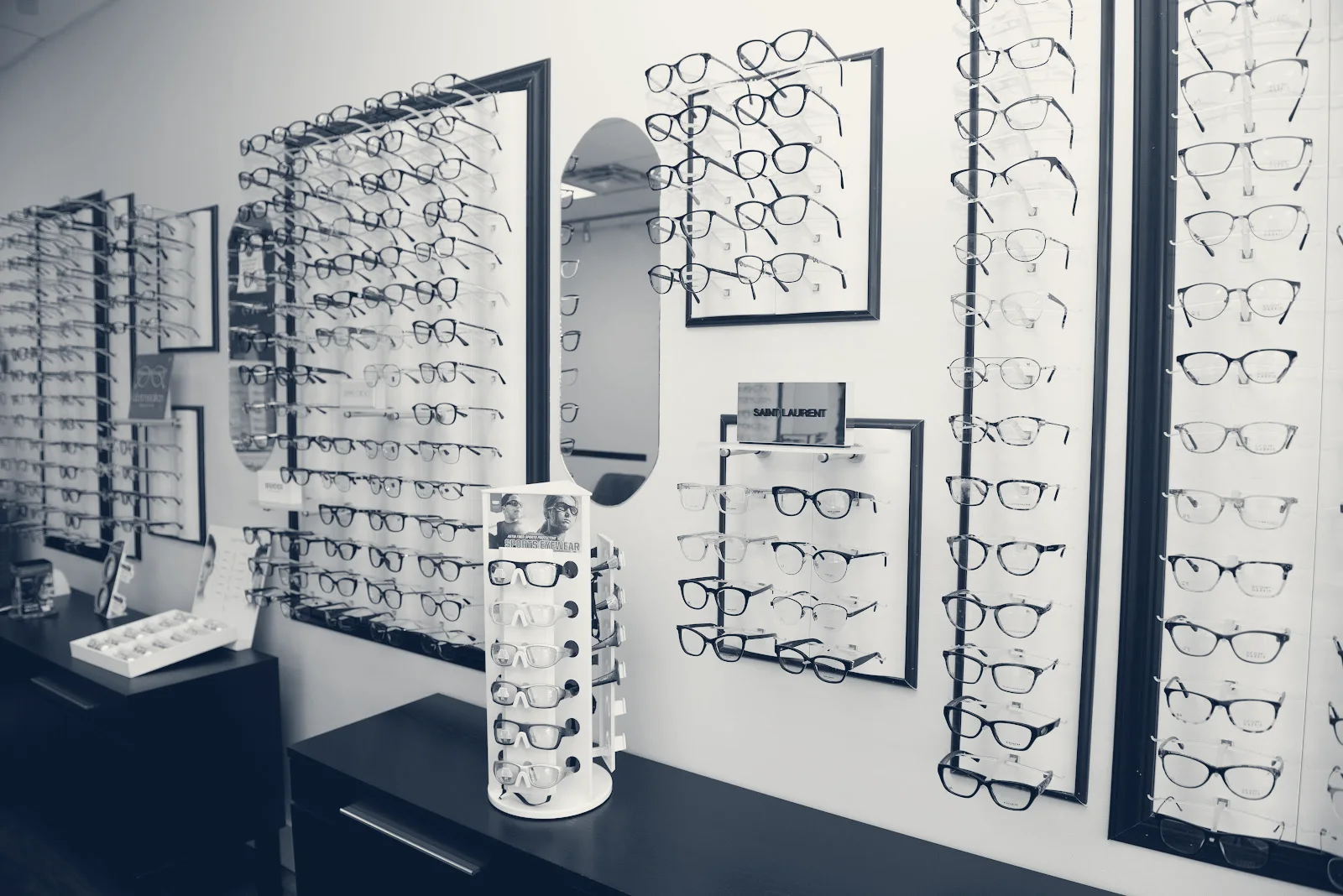 20/20 Eye Care — Mineola, New York