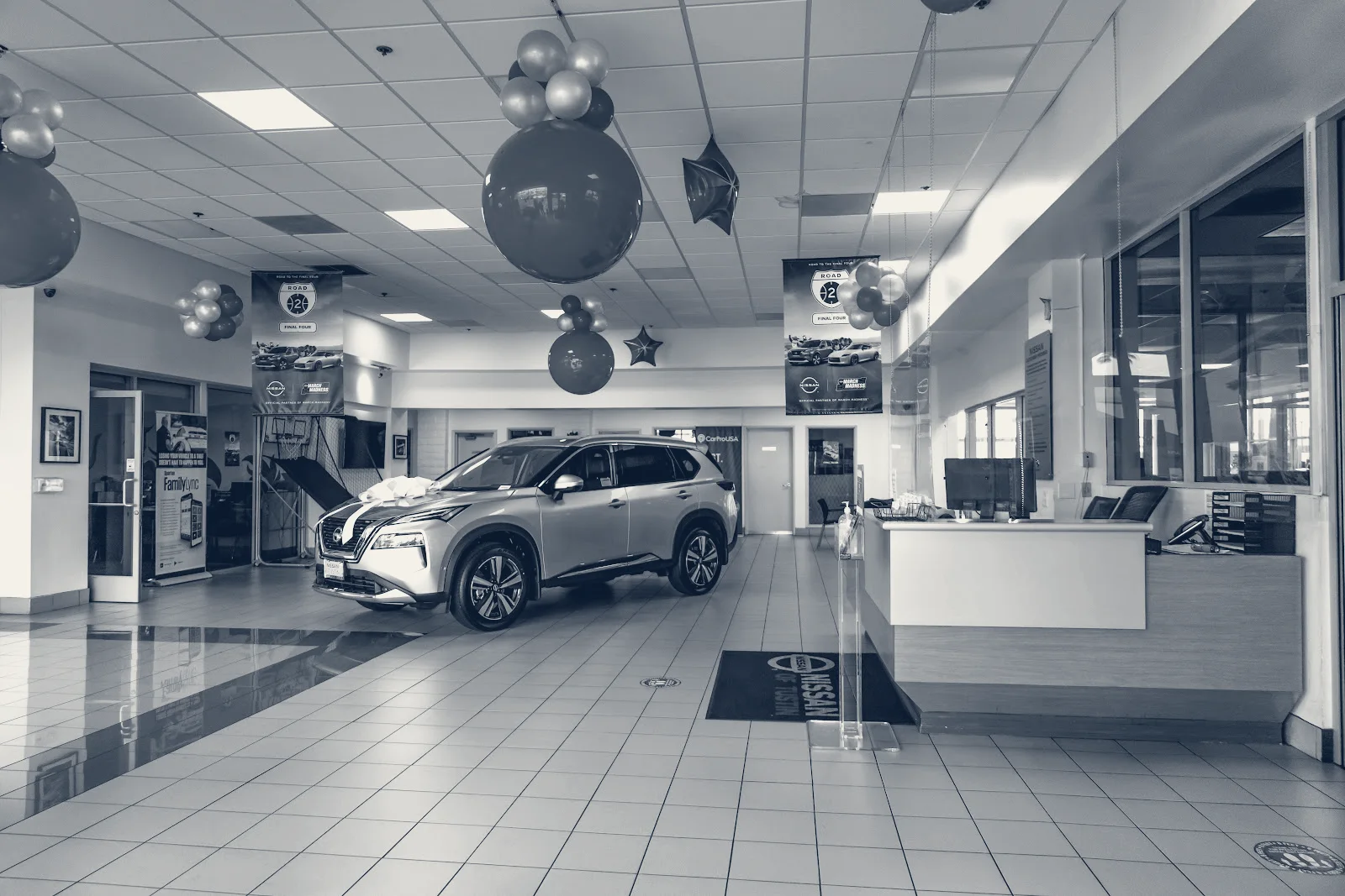 Nissan of Tustin — Tustin, California