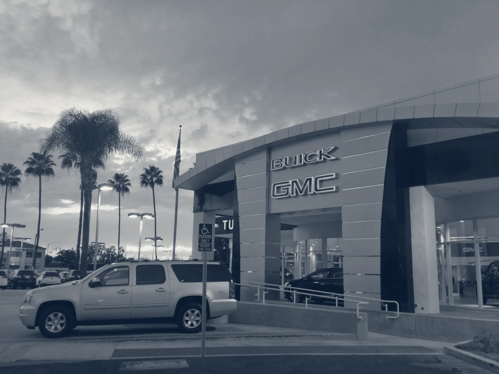Tustin Buick GMC — Tustin, California