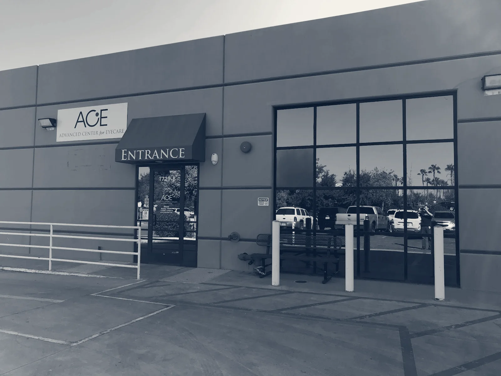 Advanced Center for Eyecare — Bakersfield, California