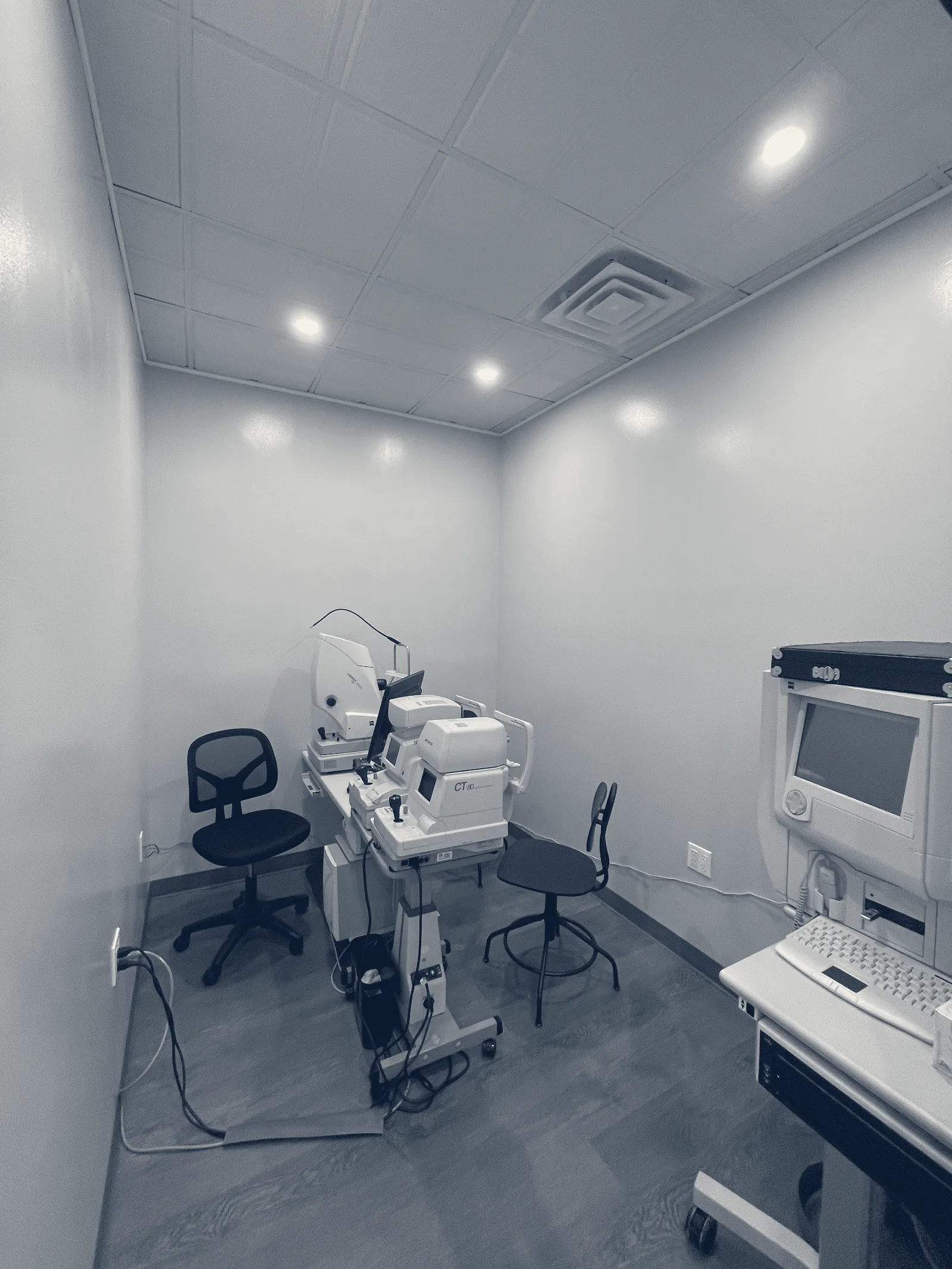 Richmond Family EyeCare: Lev Mazniker OD, Danielle Riili OD — Staten Island, New York