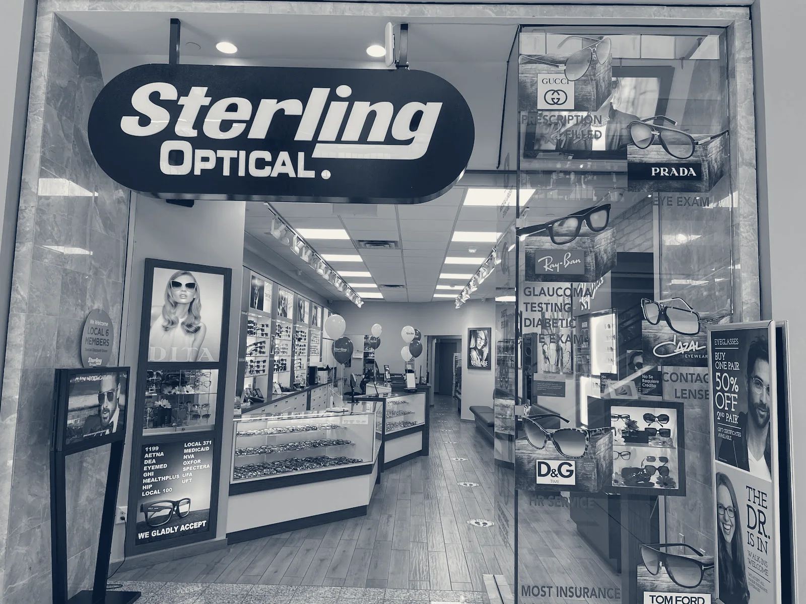 Sterling Optical - Staten Island Mall — Staten Island, New York