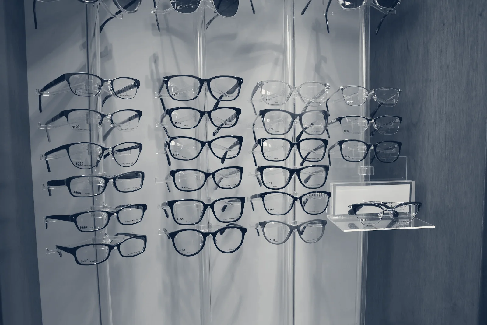 Ashworth Vision Clinic — West Des Moines, Iowa