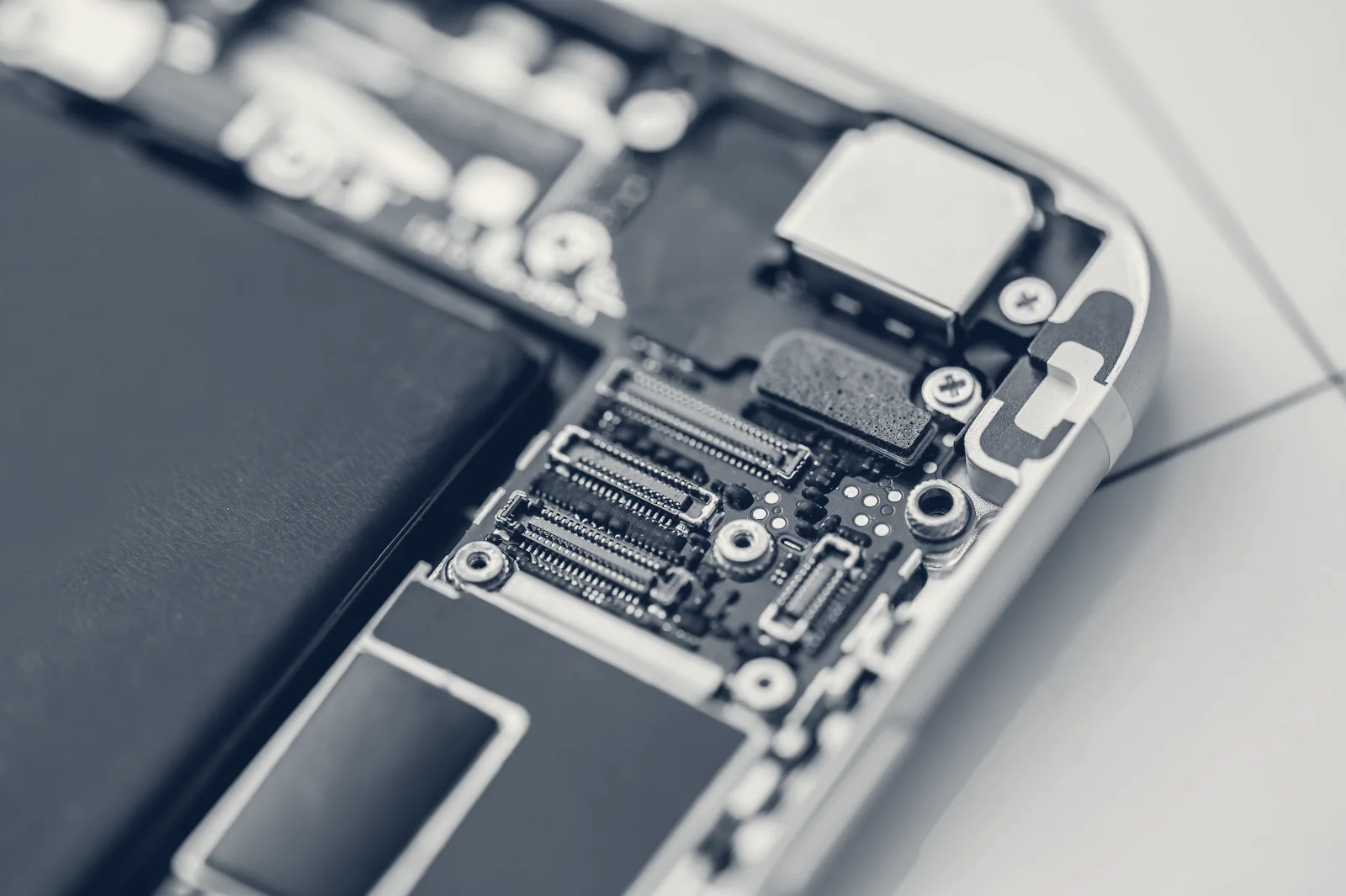 Shattered Cell Repair — Torrance, California