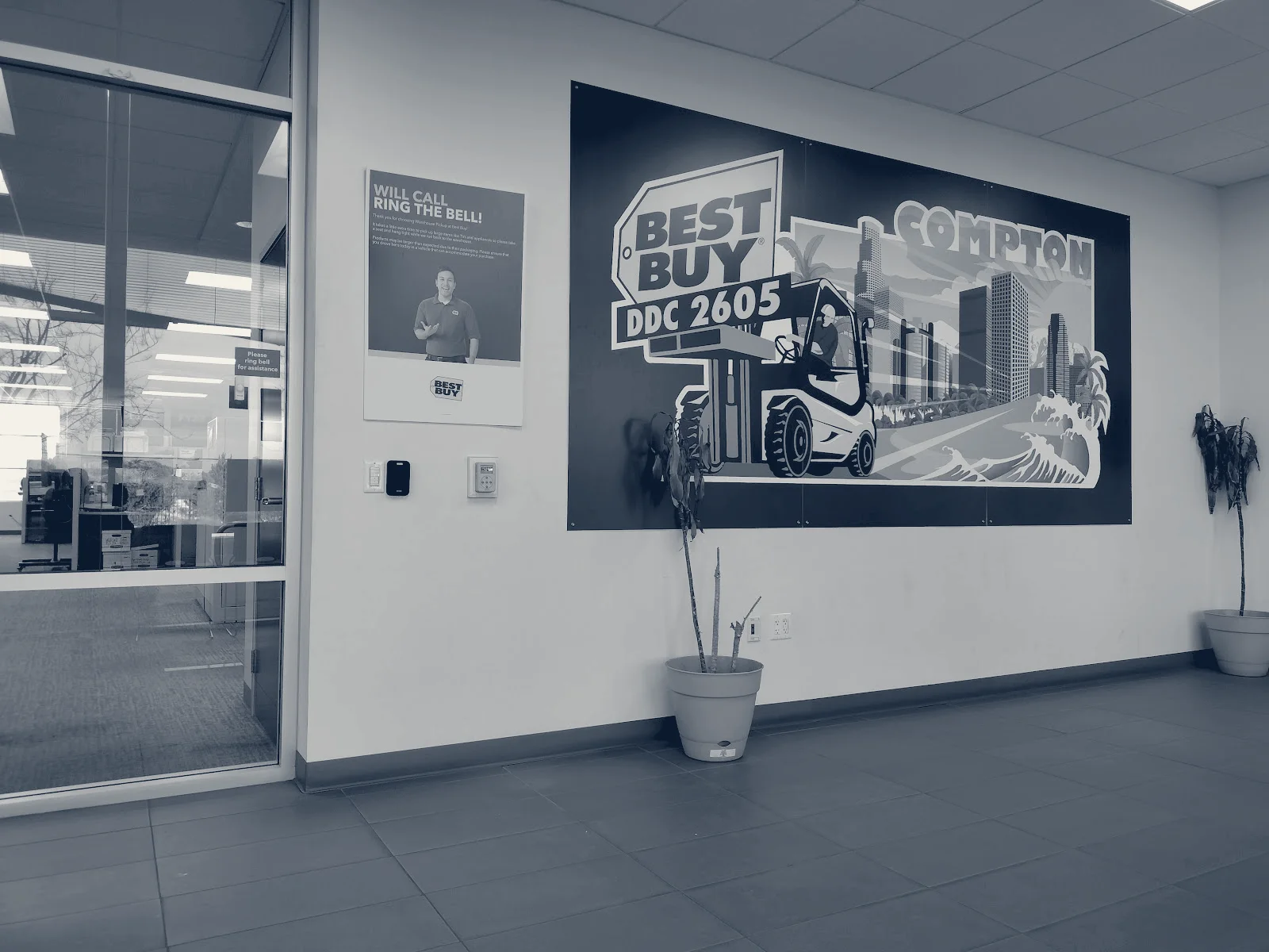 Best Buy Warehouse — Los Angeles, California