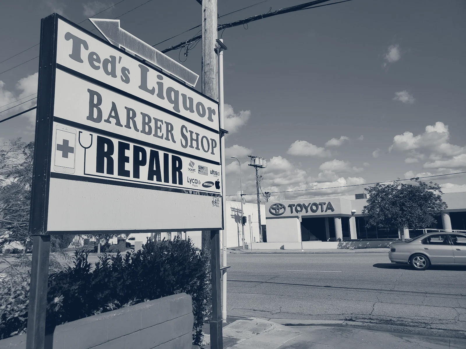 TMOBILE PREPAID iREPAIR — Gardena, California