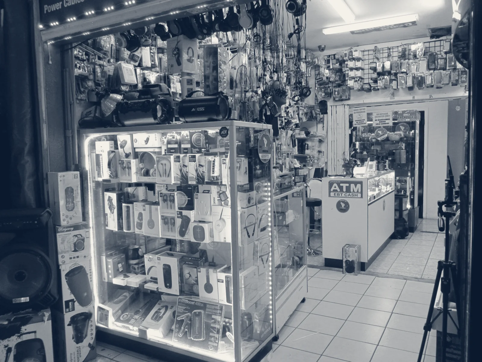 González electronics — Los Angeles, California