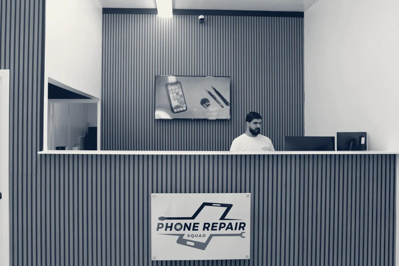 Phone Repair Squad — Hawthorne, California