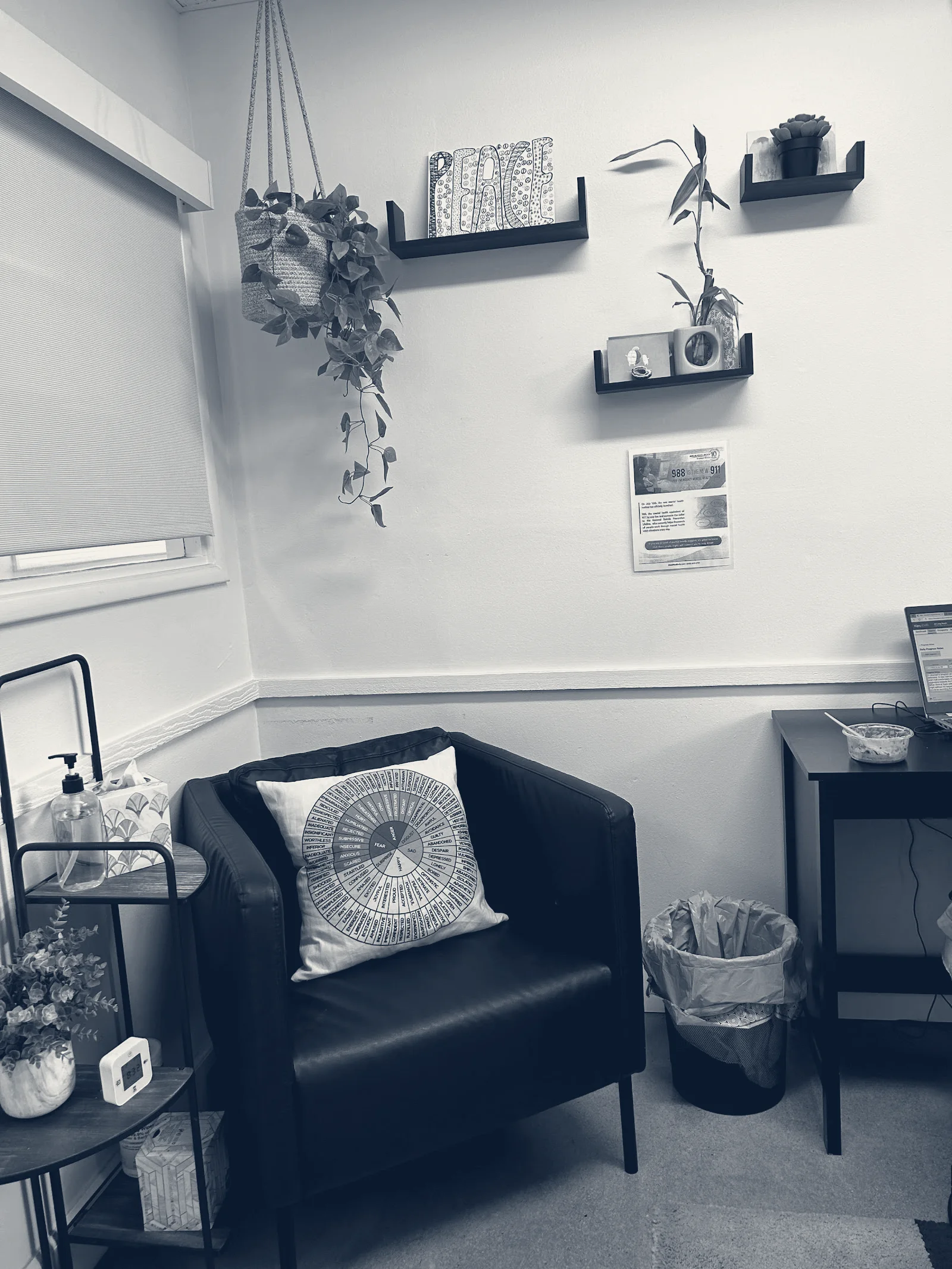 Akua Mind Body - Mental Health & Addiction Outpatient Treatment Long Beach — Long Beach, California
