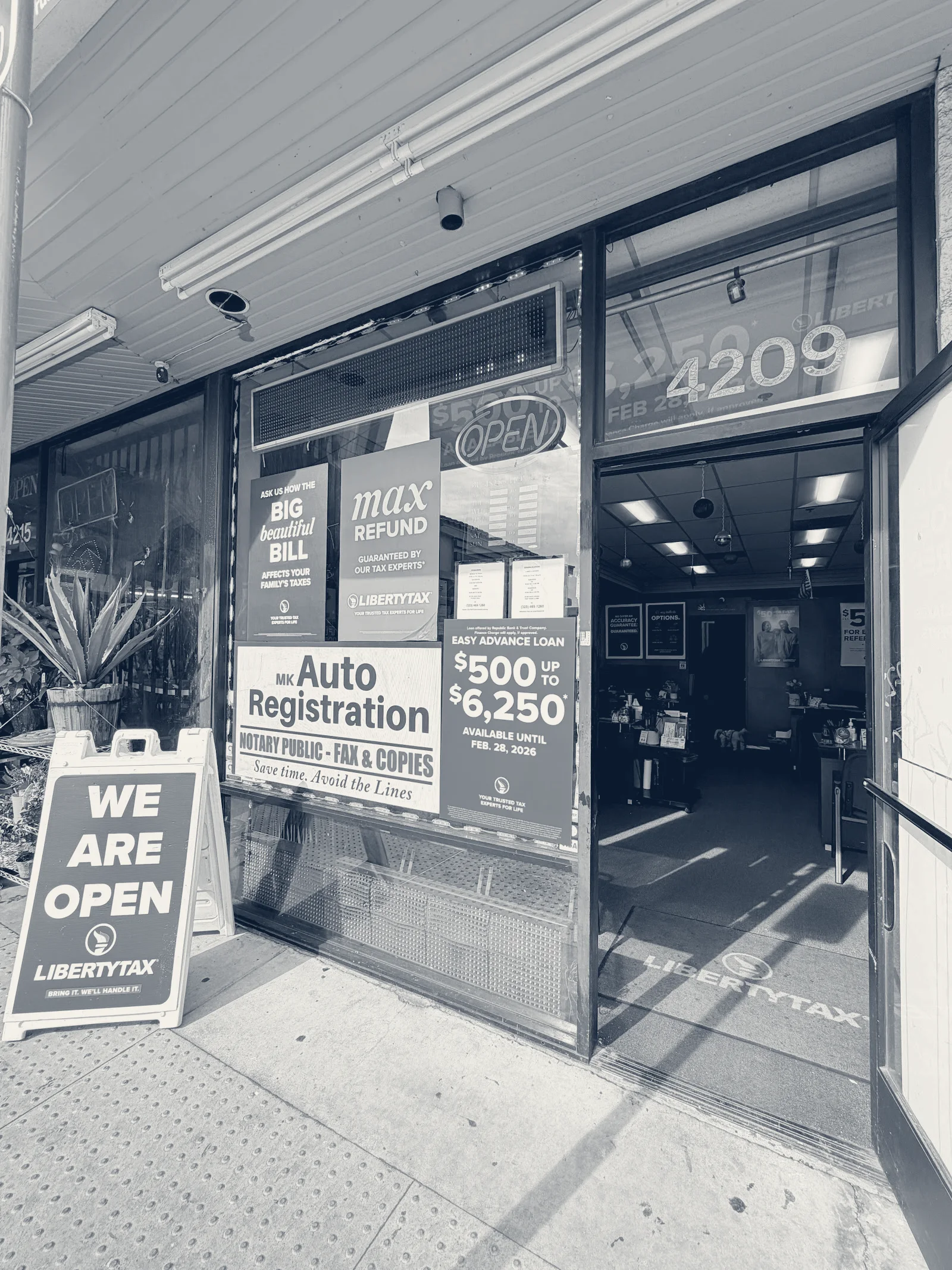Liberty Tax — Los Angeles, California