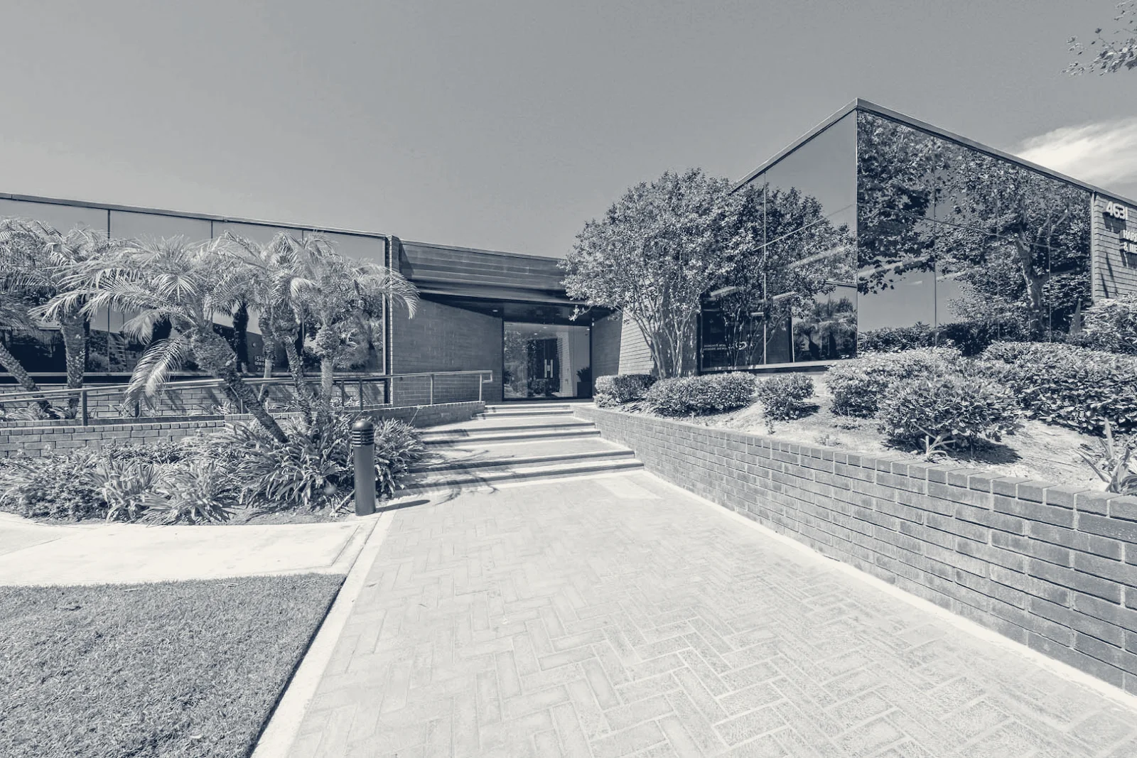 Harbor Psychiatry & Mental Health — Newport Beach, California