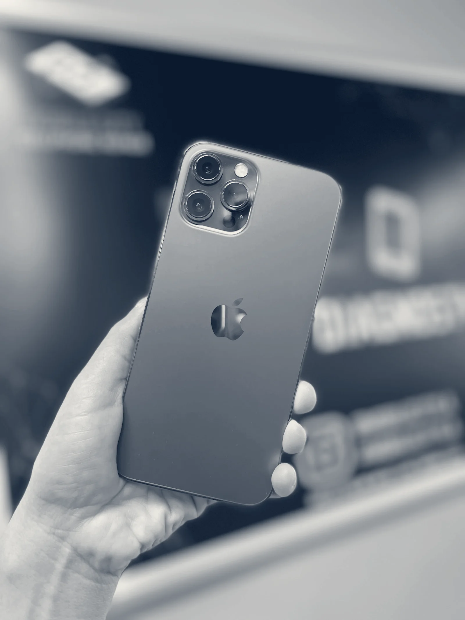 Mobile City CHEAPEST PHONE REPAIR — Los Angeles, California