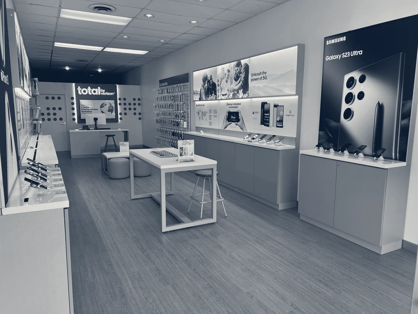 Total Wireless — Hawthorne, California