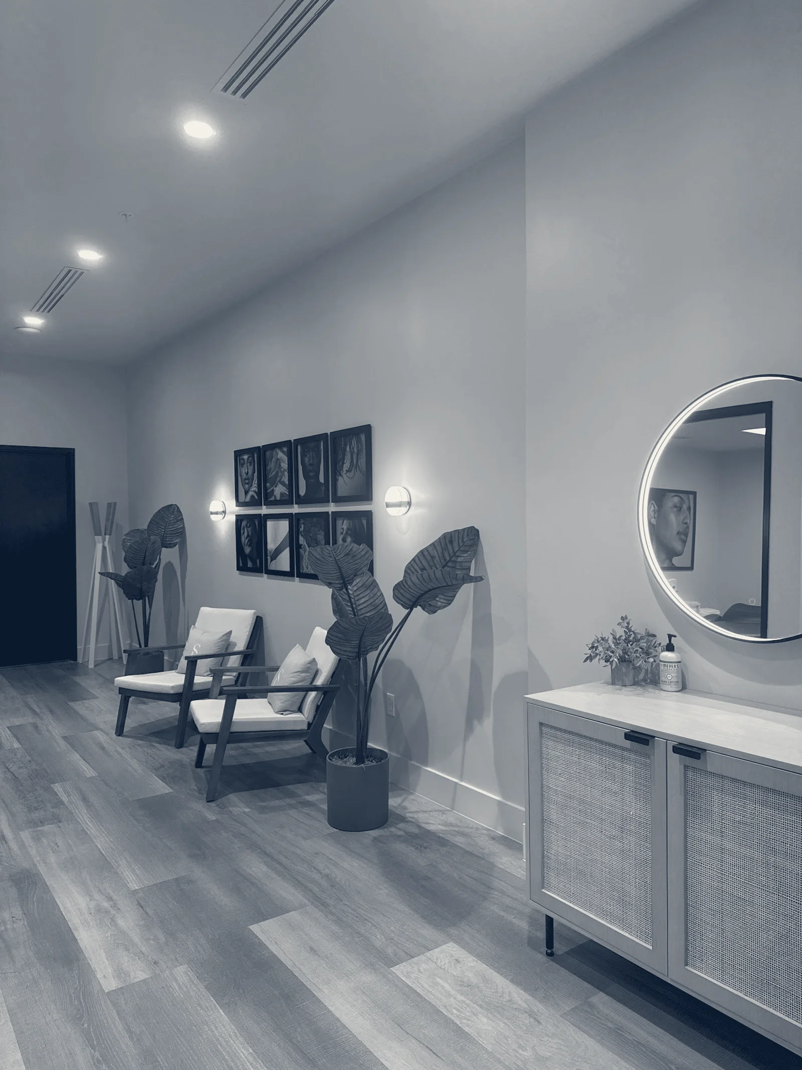 Skin Laundry - Aventura — Aventura, Florida