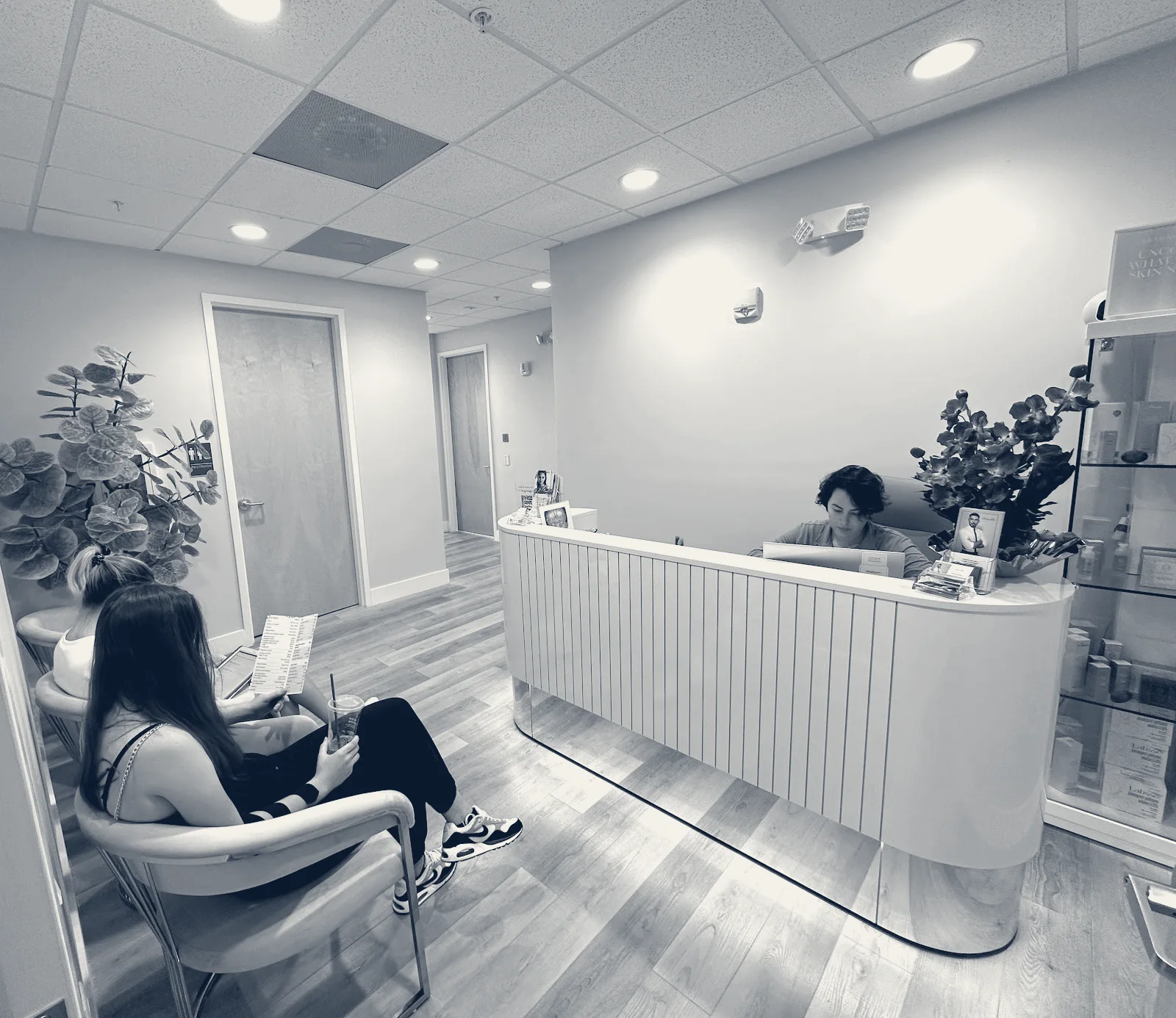 Unique Clinic — Aventura, Florida