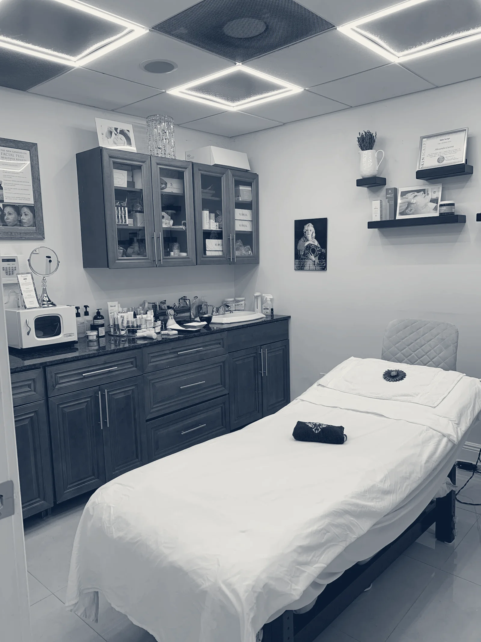 Lavender Facial Bar — Aventura, Florida