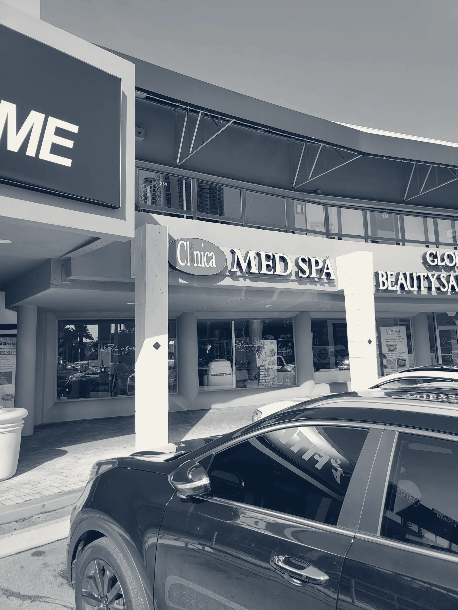 Clinica Beauty Lounge — Sunny Isles Beach, Florida