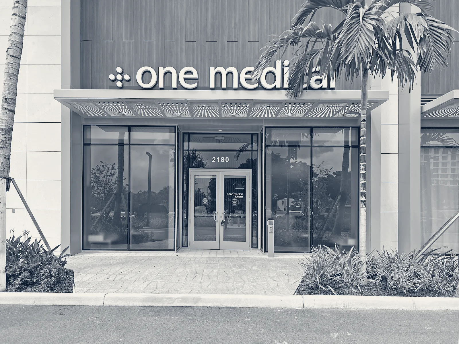 One Medical Primary Care Clinic - Esplanade at Aventura — Aventura, Florida