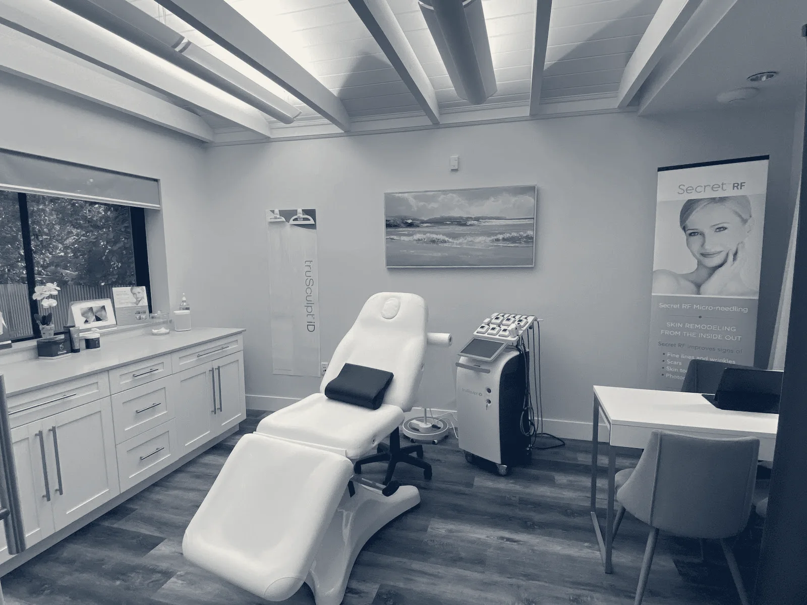 Lavish Laser Med Spa Coconut Grove — Coconut Grove, Florida