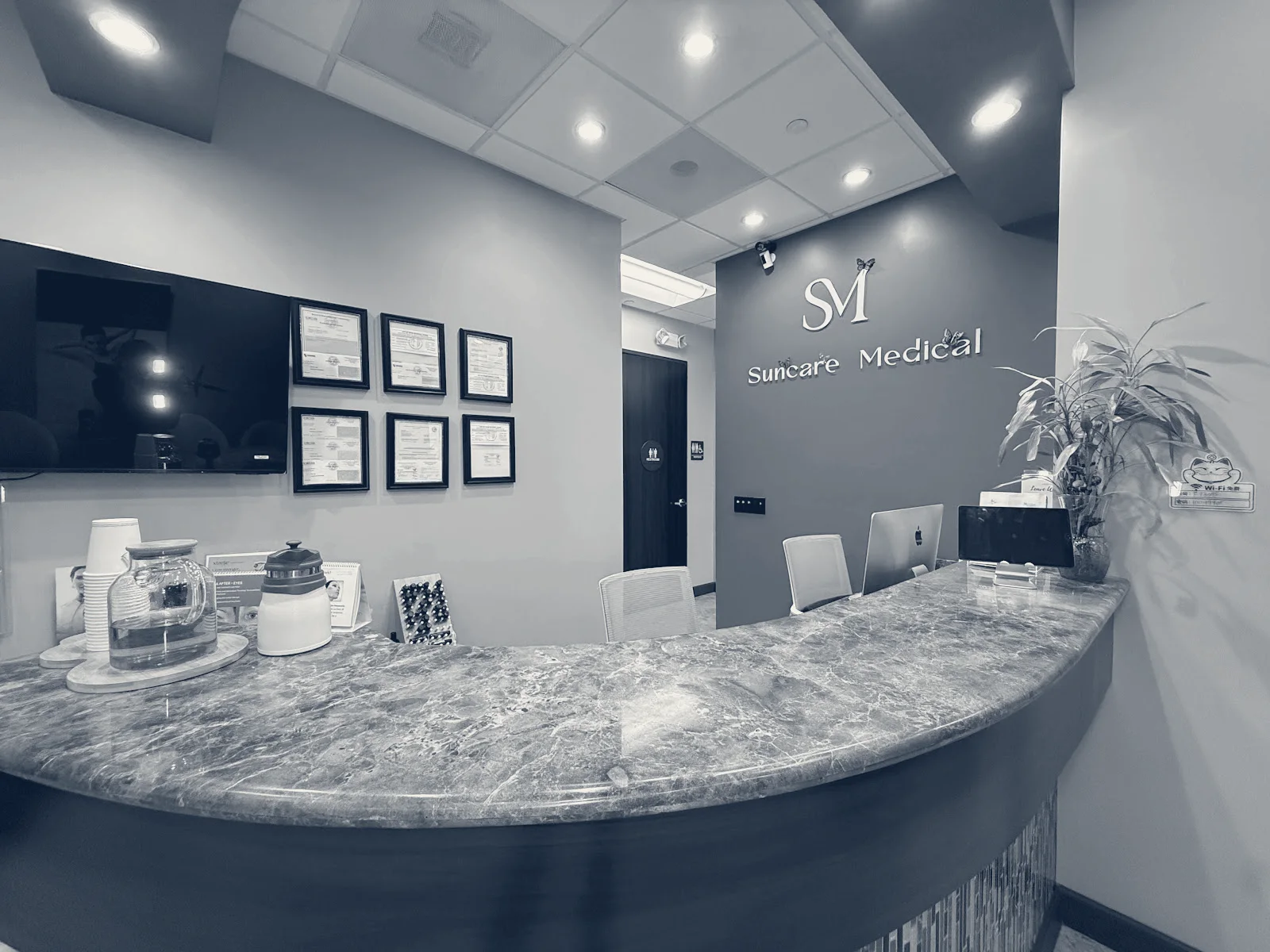 Suncare Medspa-尔湾最好的医美中心 Botox 注射美容 溶脂注射 水光针 皮秒激光 热玛吉 超声刀提升 光子嫩肤 玻尿酸填充 抗衰老 洛杉矶FDA认证医疗美容 Irvine CA 橙县顶级医学美容诊所 推荐 — Irvine, California
