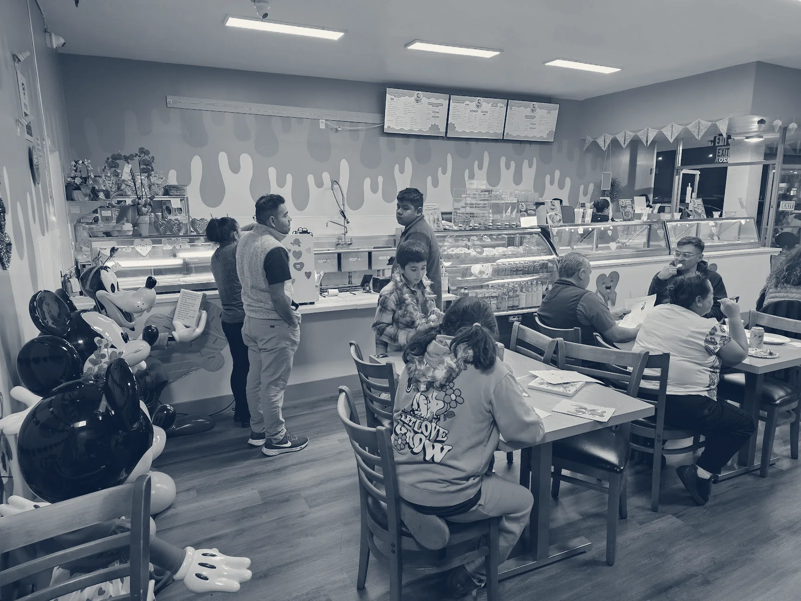 Mia's Paleteria Y Neveria — Mountain View, California