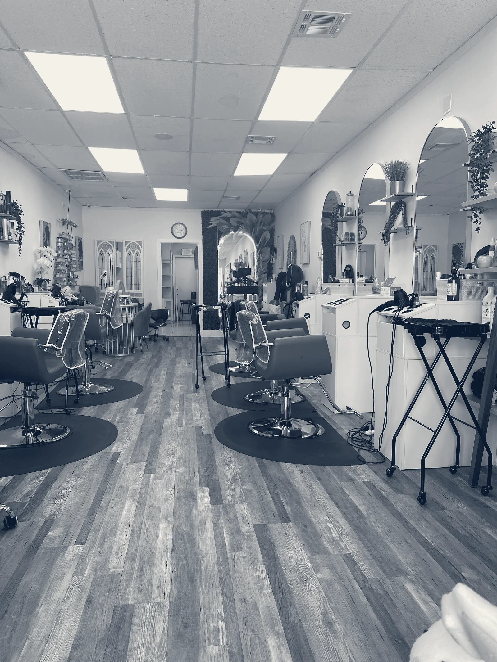 (Dominican salón) Odette beauty salon inc. — Hollywood, Florida