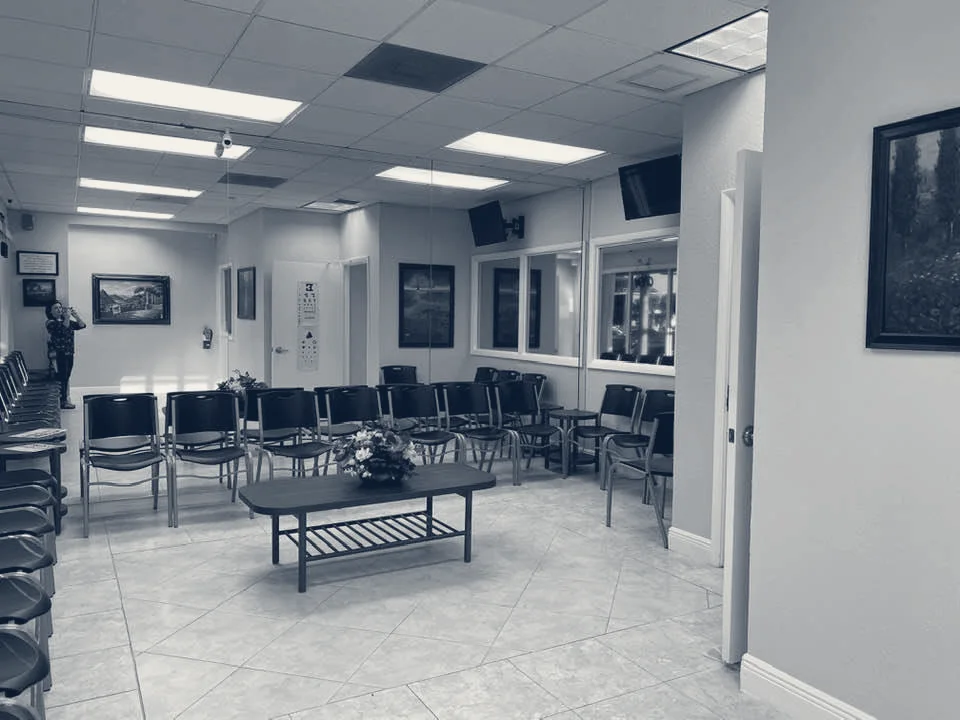 Medica 50 - Clinica Hispana — Fort Lauderdale, Florida