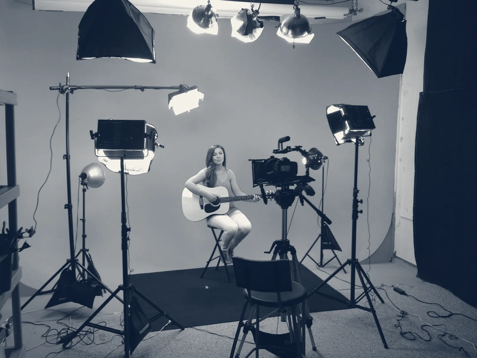 American Media Professionals — West Palm Beach, Florida