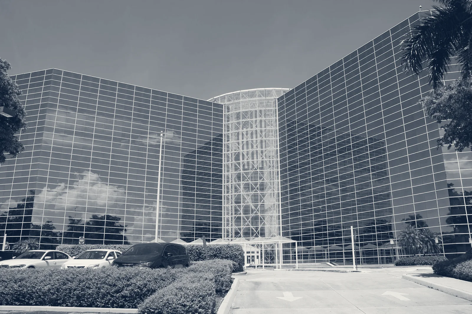 Sun and Sky Entertainment — Hollywood, Florida