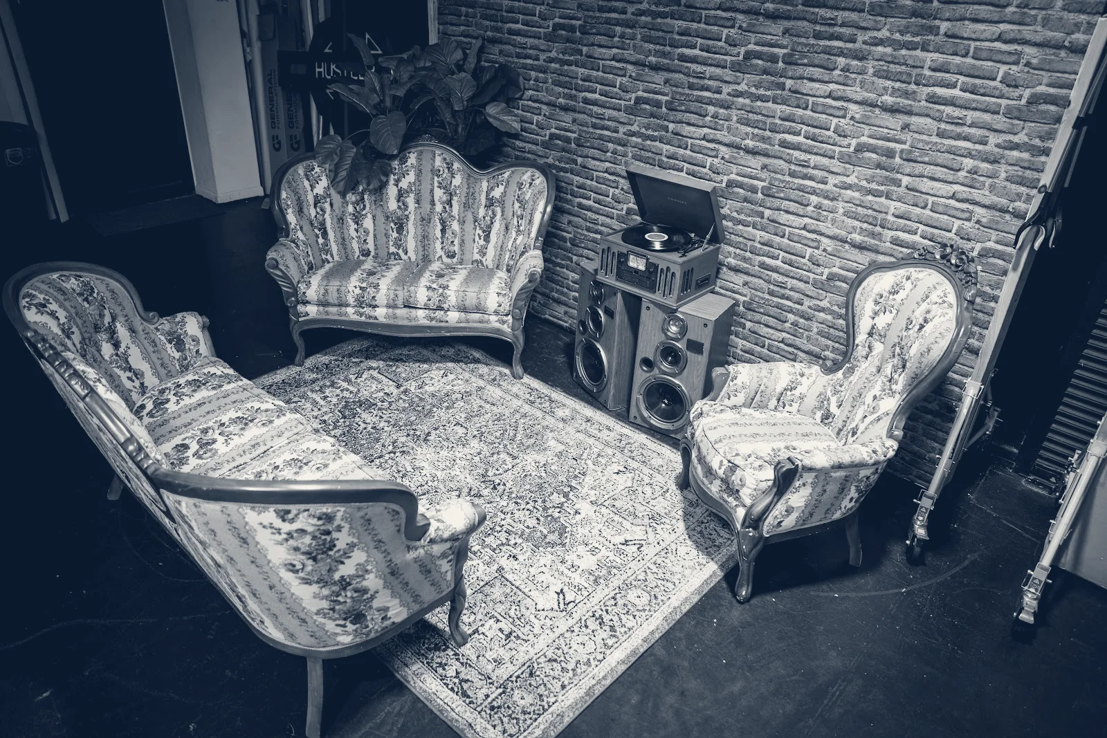Onzyte Studios — Plantation, Florida