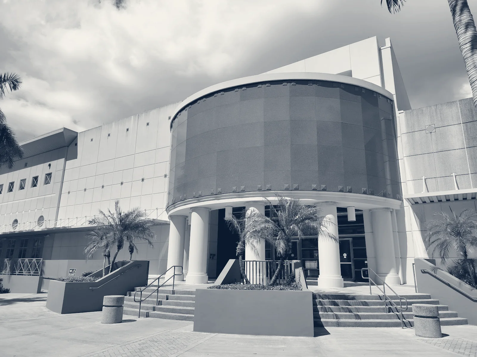 South County Courthouse - Clerk of the Circuit Court & Comptroller's Office — Delray Beach, Florida