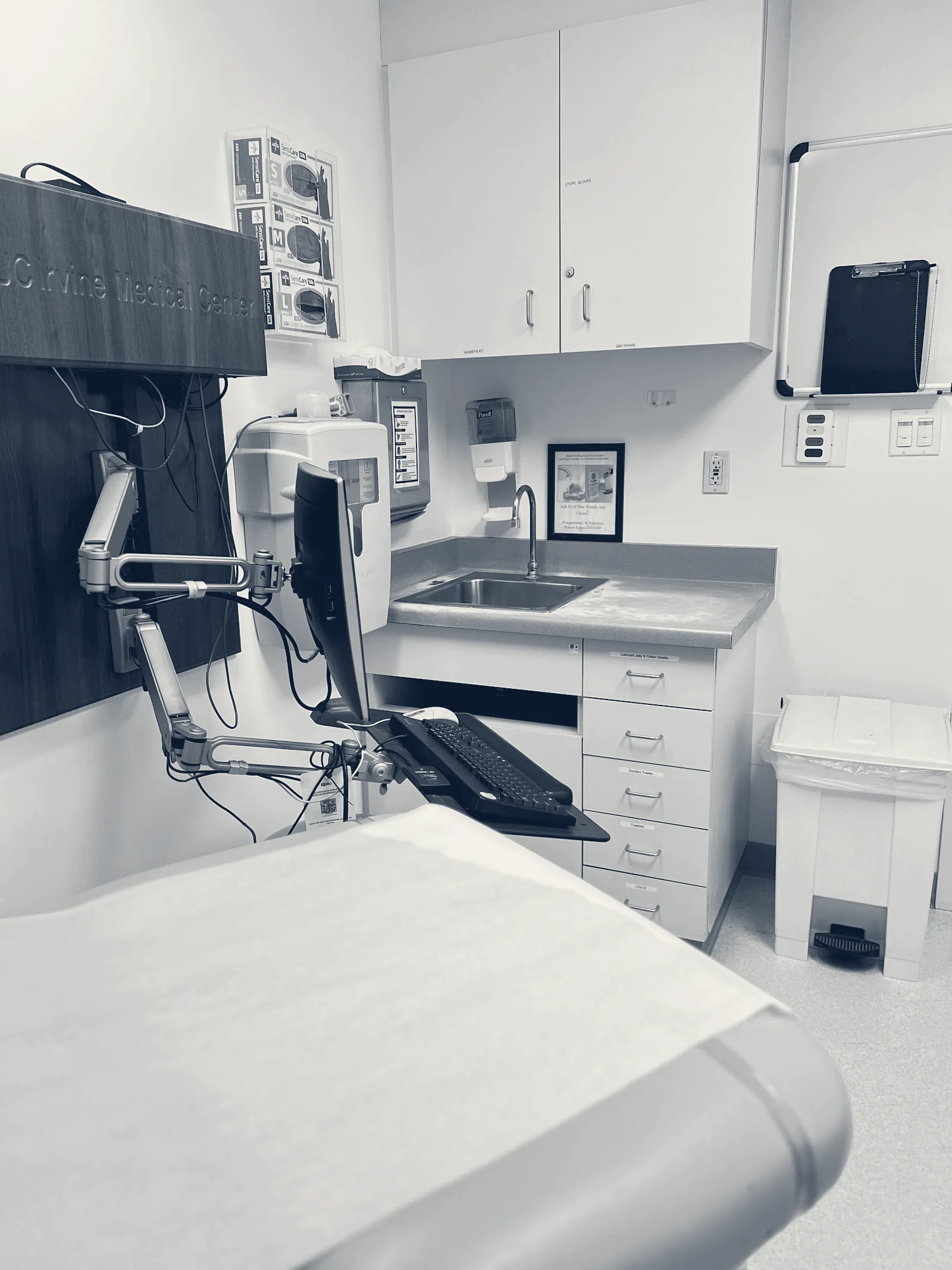 UCI FHC Santa Ana Walk In Clinic — Santa Ana, California