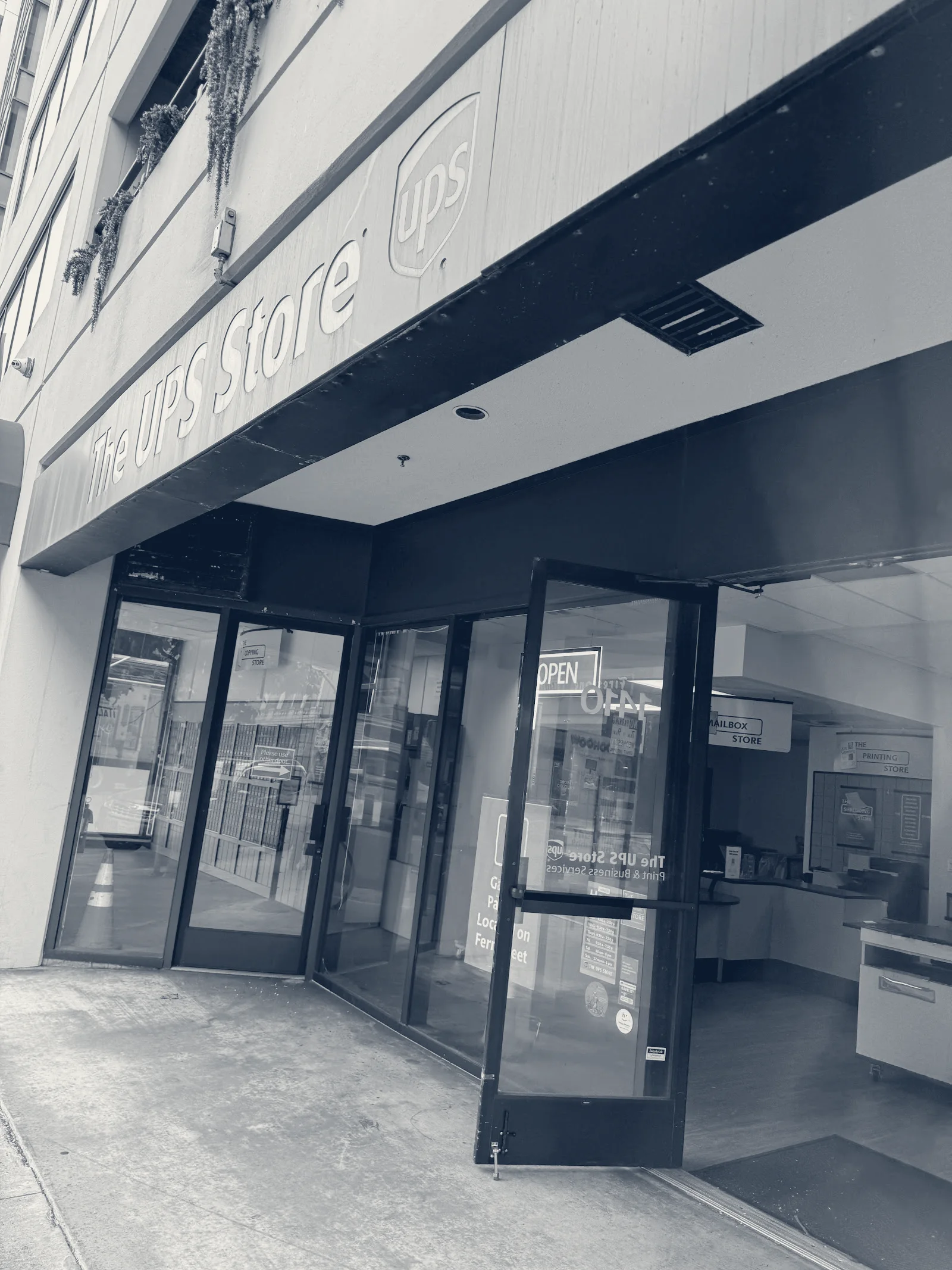 The UPS Store — San Francisco, California