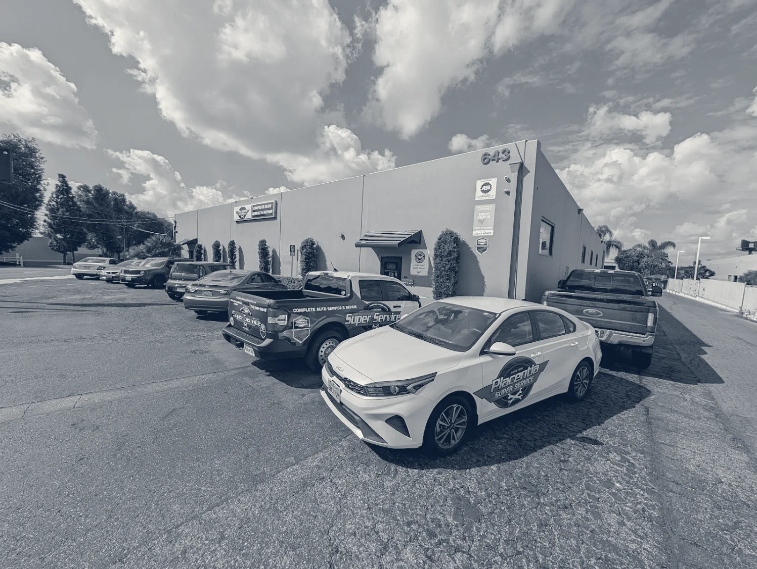 Placentia Super Service — Placentia, California