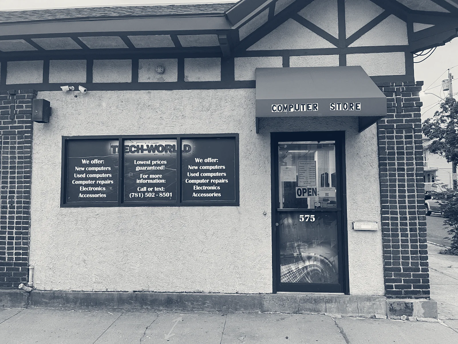 Tech-World Computer Store — Medford, Massachusetts