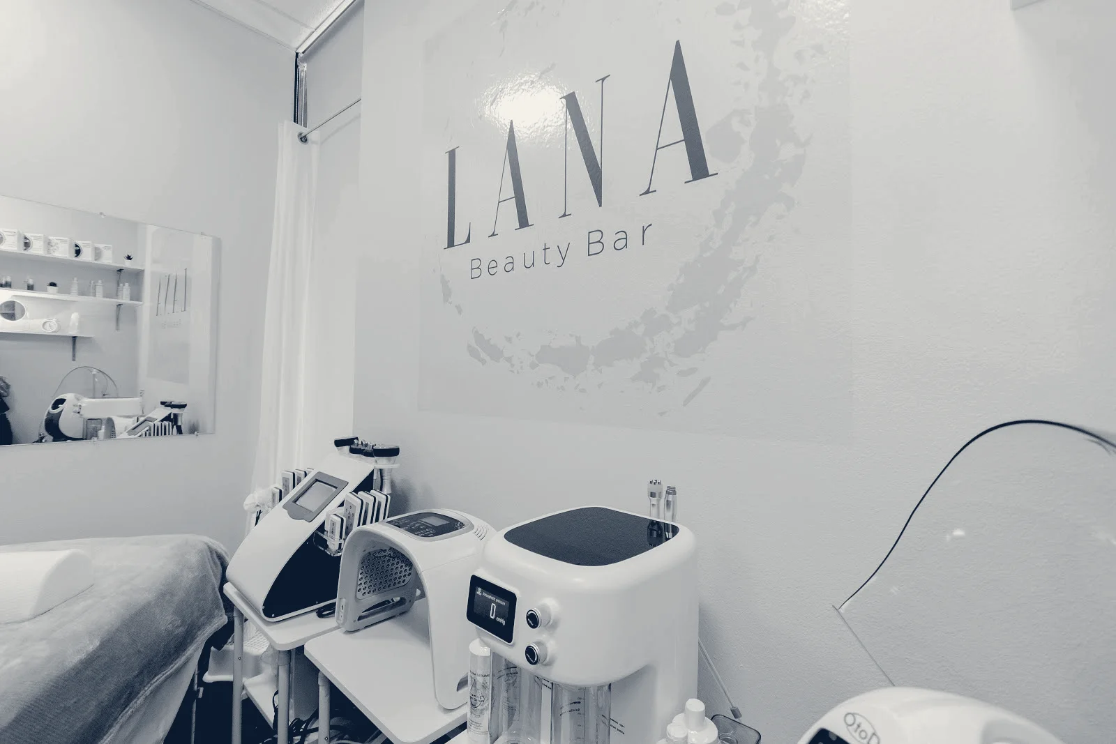 LANA BEAUTY BAR — Los Alamitos, California