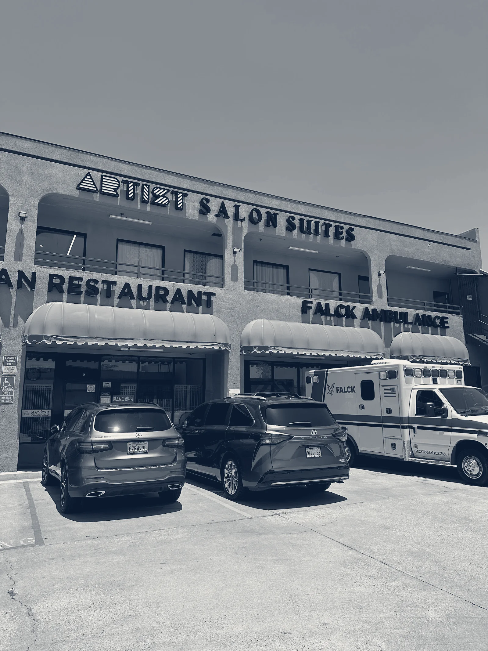 NIKS — Garden Grove, California