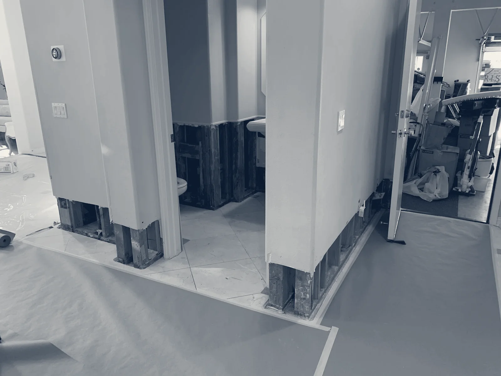Nick's Painting & Drywall Repairs — Canoga Park, California