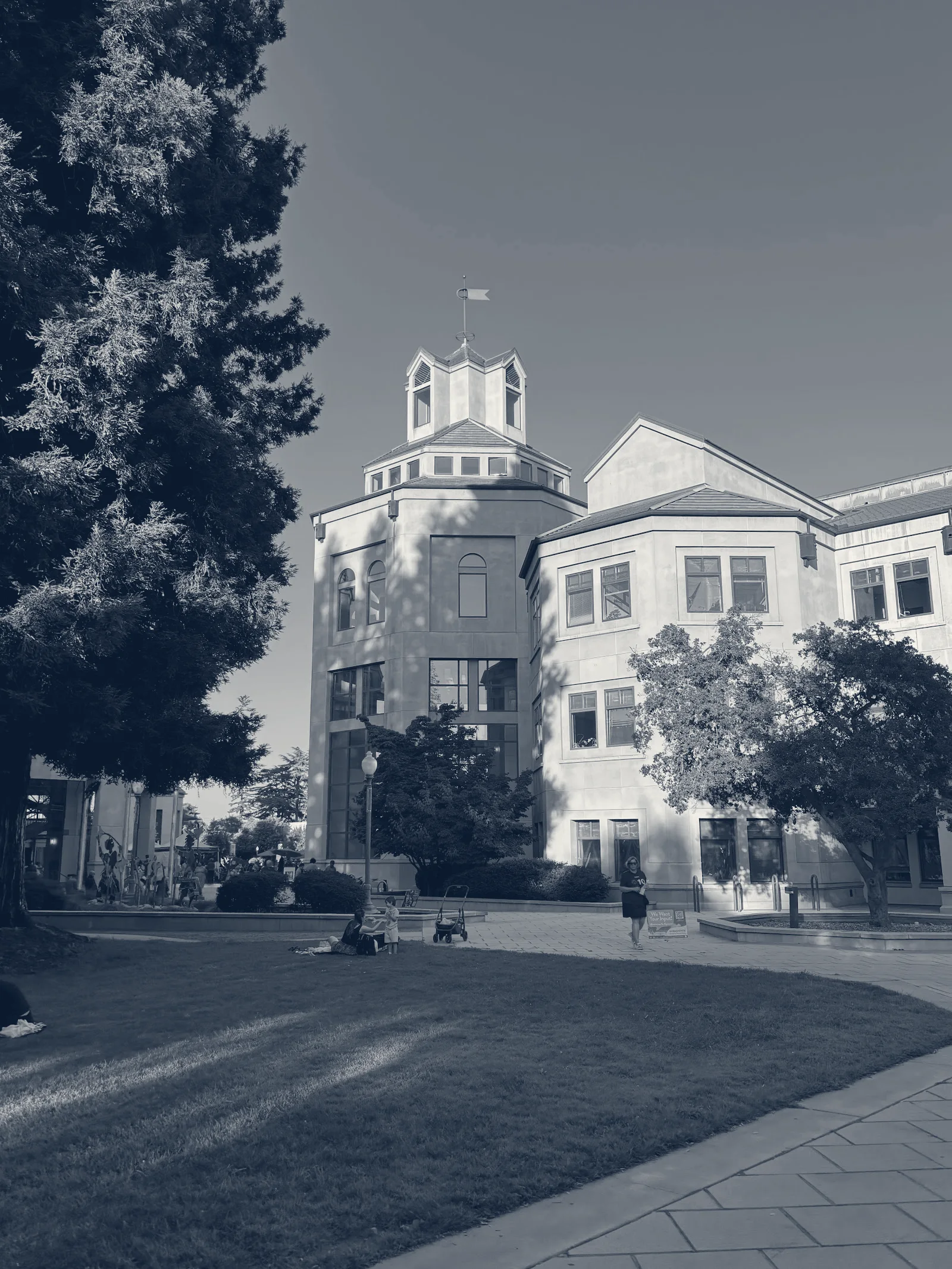 Mountain View City Hall — Mountain View, California