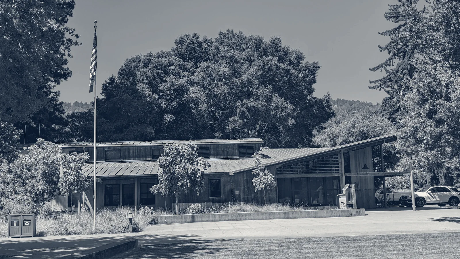 Portola Valley Town Center — Portola Valley, California