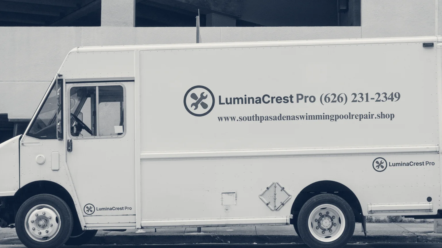 LuminaCrest Pro — South Pasadena, California