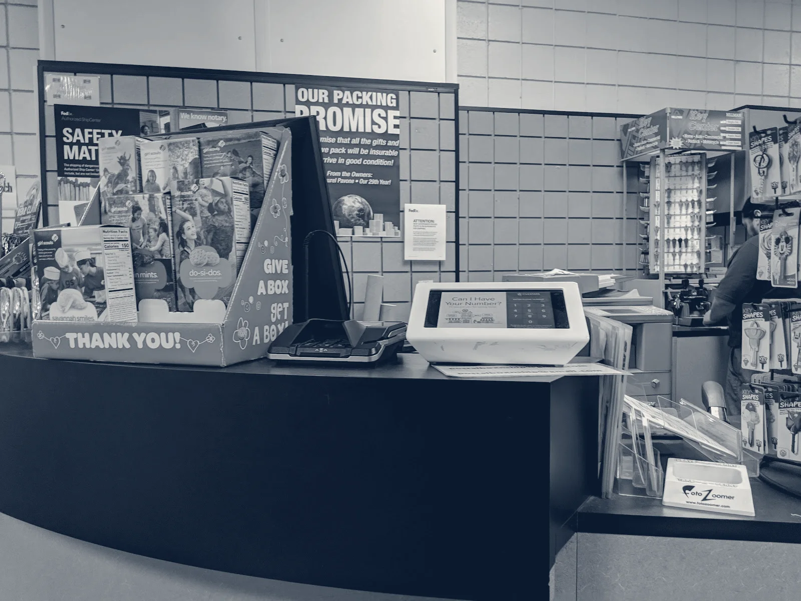 Postal Box & Ship Service Center — Glendale, California