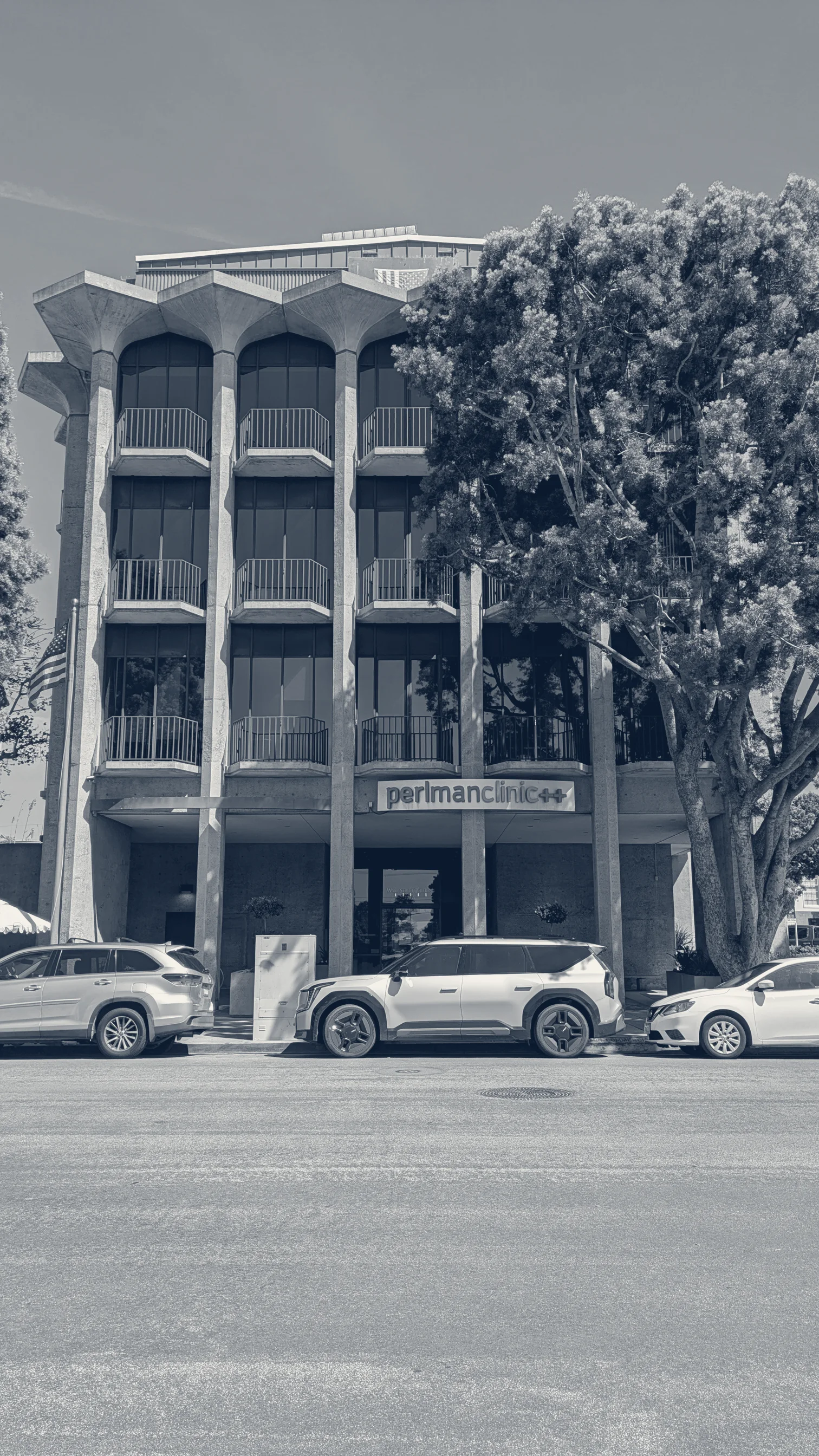 Mundoval Capital Management, Inc. — La Jolla, California