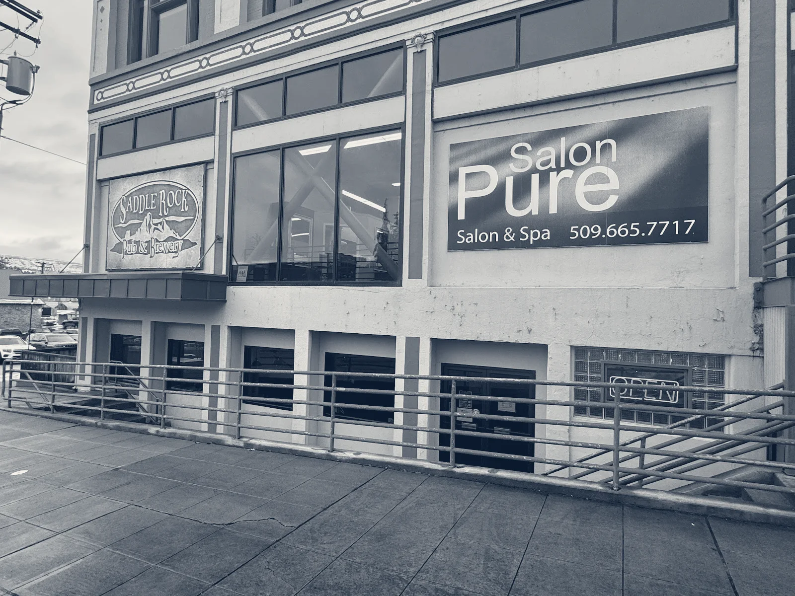 Salon Pure — Wenatchee, Washington